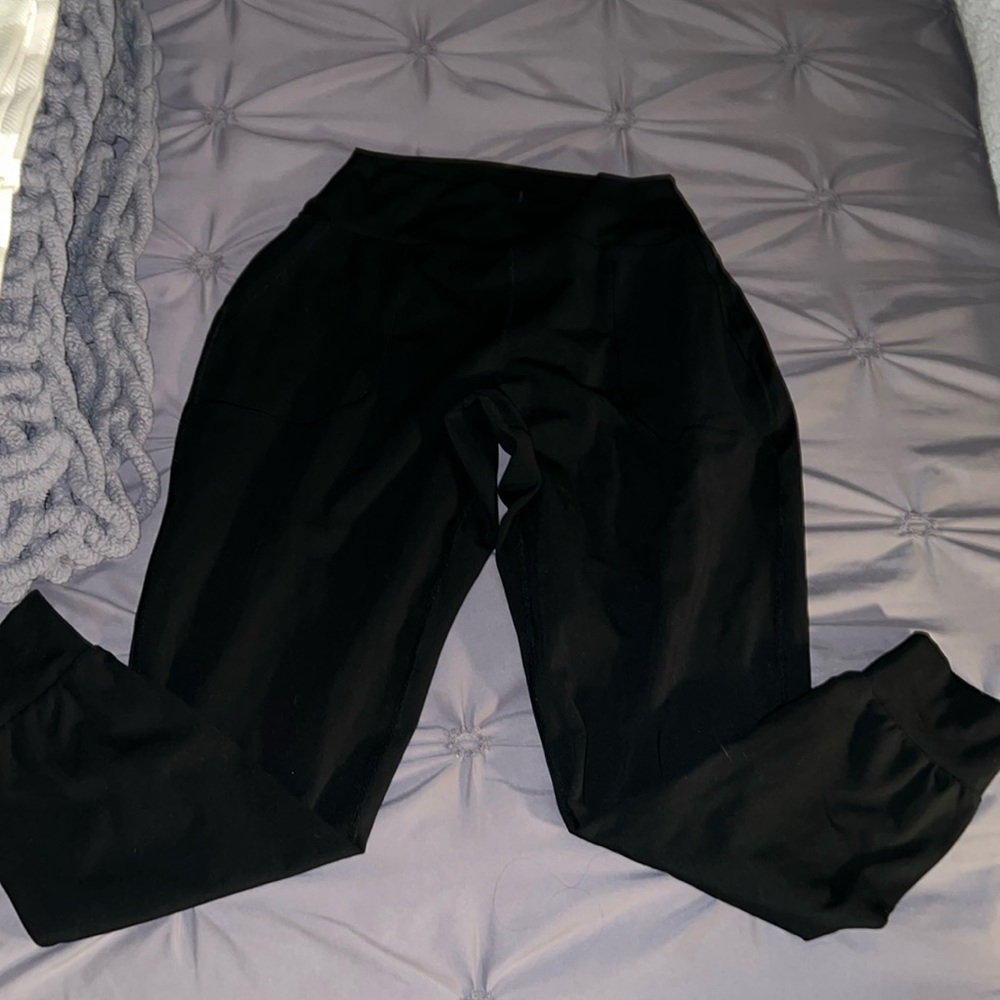 Alphalete Joggers